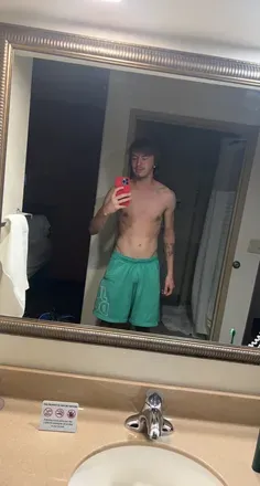OnlyFans cuenta undressedguy avatar 1