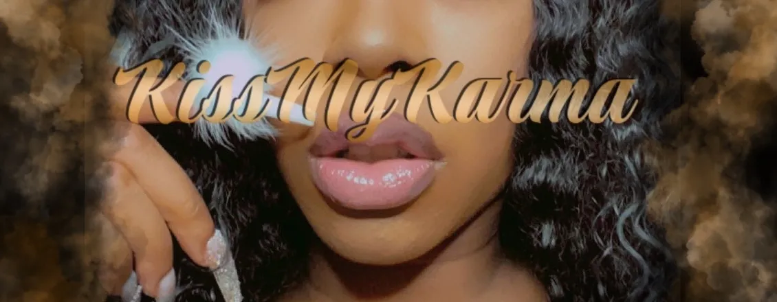 OnlyFans cuenta karmiana header 2