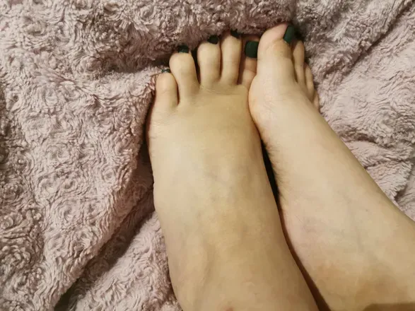 OnlyFans cuenta swedish.feetish header 2