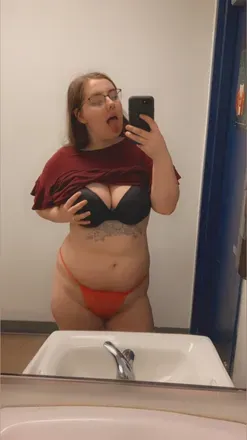 OnlyFans cuenta bhad_kitty avatar 1