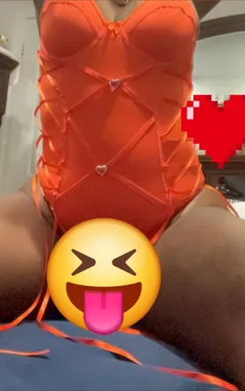 OnlyFans account  elli06 header 2