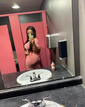 OnlyFans account  theebaddestone avatar 1