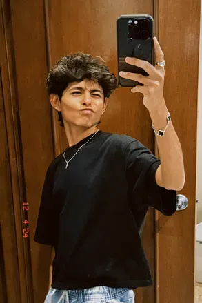 OnlyFans cuenta mikedlvf_03 avatar 1