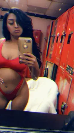 OnlyFans cuenta puss_n_gold avatar 1