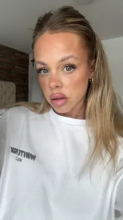 OnlyFans cuenta clodie.rose header 2