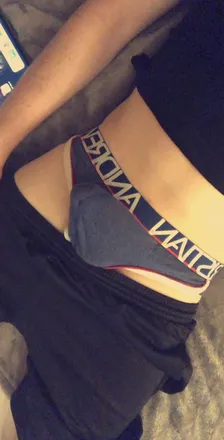 OnlyFans cuenta twink-bro header 2