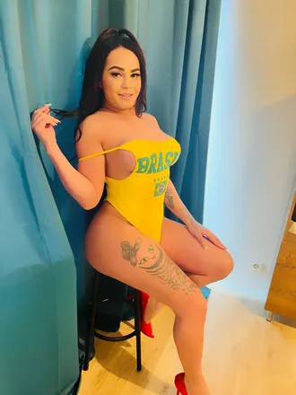 OnlyFans cuenta brunacapucci header 2