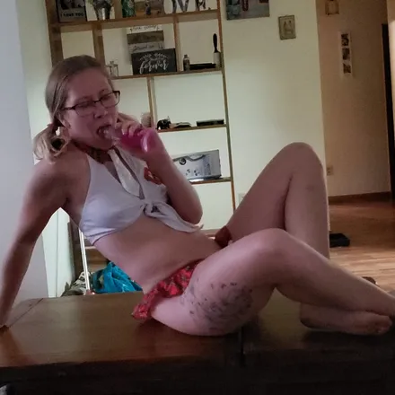 OnlyFans cuenta lillyanna94 header 2