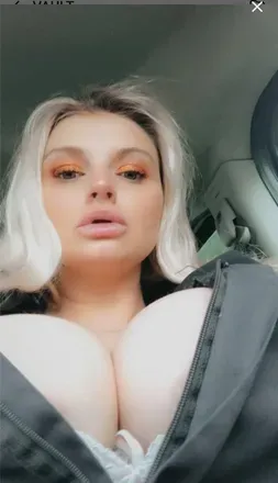 OnlyFans cuenta xxxsophia header 2