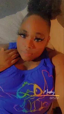 OnlyFans account  juicypeachentertainments header 2