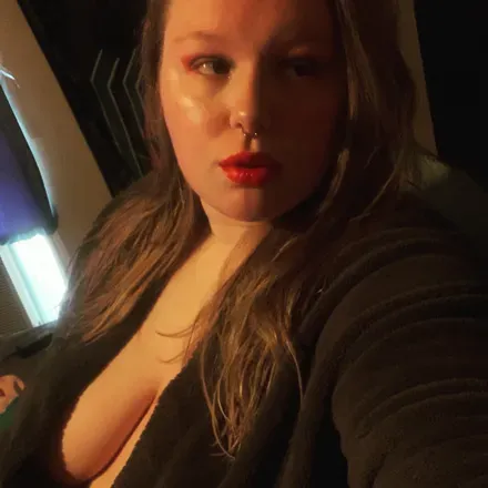 OnlyFans cuenta spooky_queen27 avatar 1