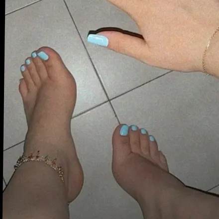 OnlyFans cuenta abbyfeet12 header 2