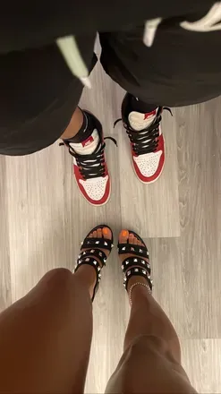 OnlyFans cuenta esmeraldasfeet header 2