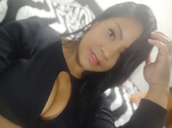 OnlyFans cuenta marcelazapata43 header 2