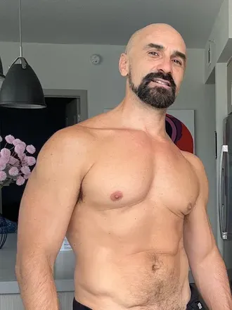 OnlyFans account  fermares avatar 1