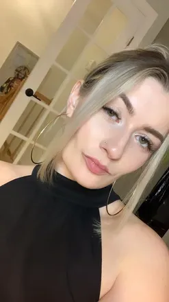 OnlyFans cuenta oui_marie avatar 1