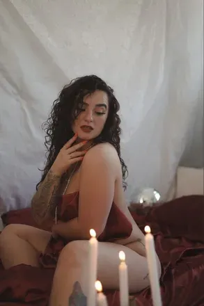 OnlyFans cuenta livbryenton2 header 2