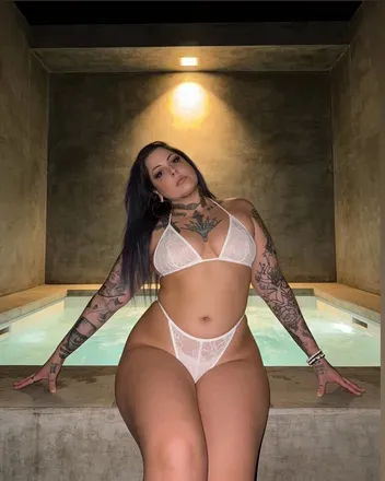 OnlyFans cuenta gothmobwife avatar 1
