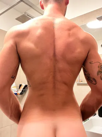 OnlyFans cuenta anordinarytattooedguy header 2