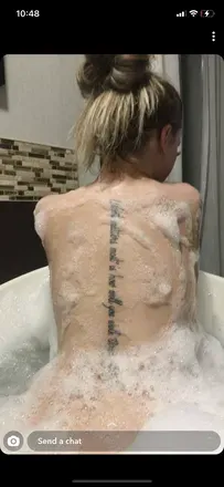 OnlyFans cuenta daddysprettykitty98 avatar 1