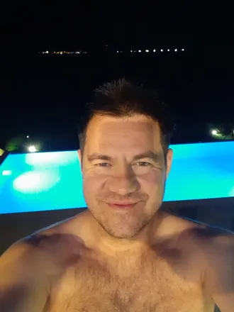 OnlyFans cuenta bobbykay1104 header 2