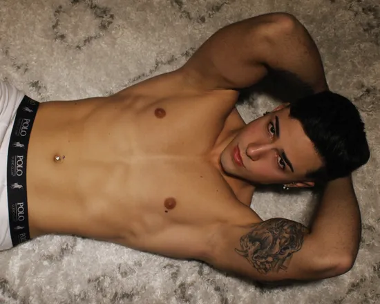 OnlyFans cuenta goldenmanu header 2