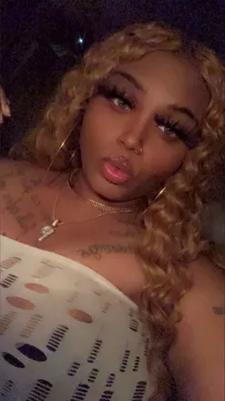 OnlyFans account  missphamous avatar 1