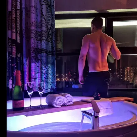 OnlyFans account  callboychris avatar 1