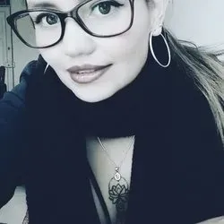 OnlyFans cuenta farietakth avatar 1
