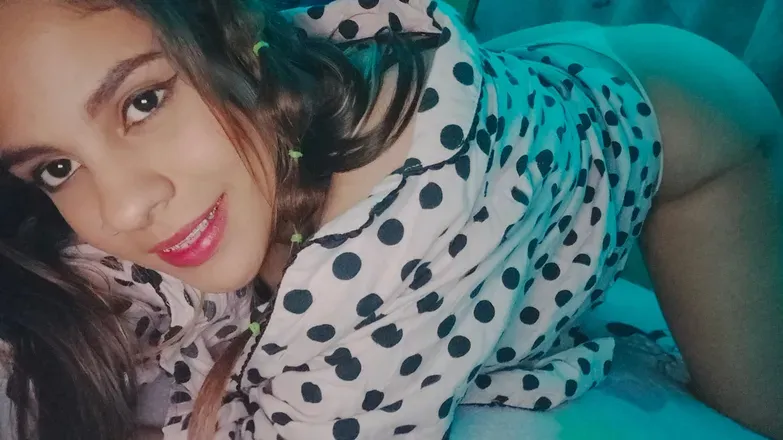 OnlyFans cuenta kimikumiko header 2