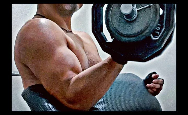 OnlyFans cuenta hbenitez447 header 2
