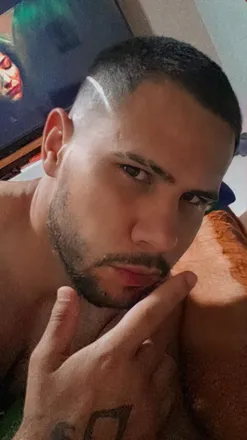 OnlyFans cuenta u75731497 header 2