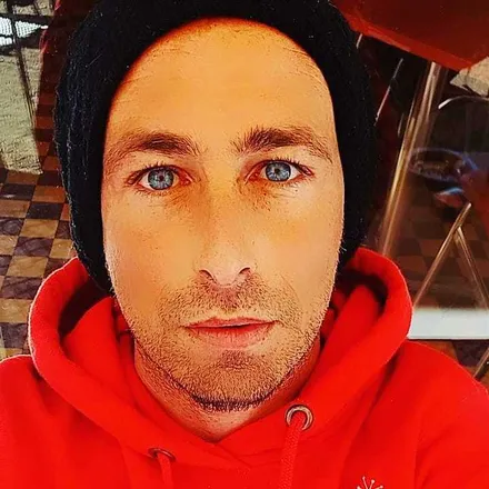 OnlyFans cuenta aguiltybastard header 2