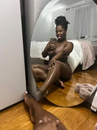 OnlyFans cuenta lioness.yella avatar 1
