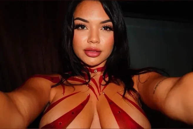 OnlyFans account  kiannyskitchen avatar 1