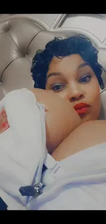 OnlyFans account  dezvixen avatar 1