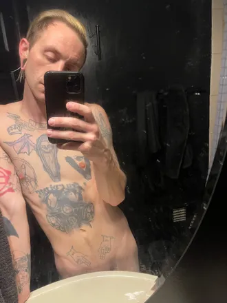 OnlyFans cuenta satanicpankid header 2