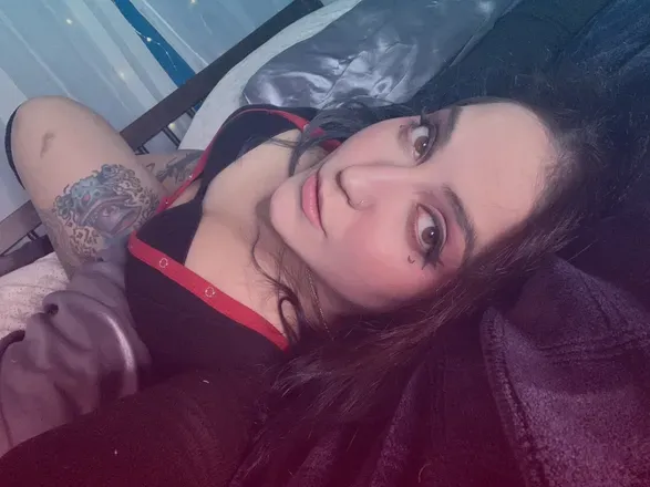 OnlyFans cuenta vickyvicious header 2