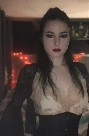 OnlyFans cuenta darkdungeonbabe avatar 1