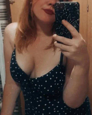 OnlyFans cuenta dakotaduff header 2