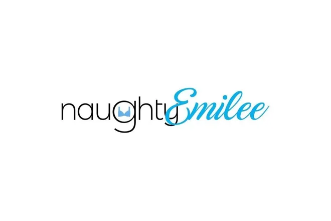 OnlyFans cuenta naughtyemilee header 2