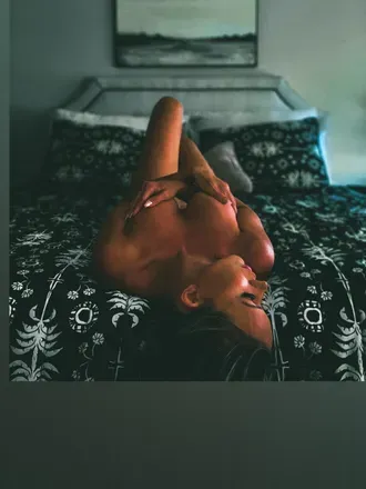 OnlyFans account  hey.its_lo avatar 1