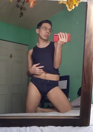 OnlyFans account  cristosuira_19 avatar 1