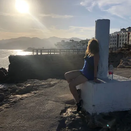 OnlyFans cuenta morenita1086 header 2