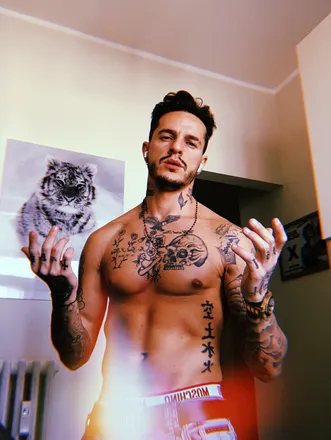OnlyFans cuenta leonard2588 header 2