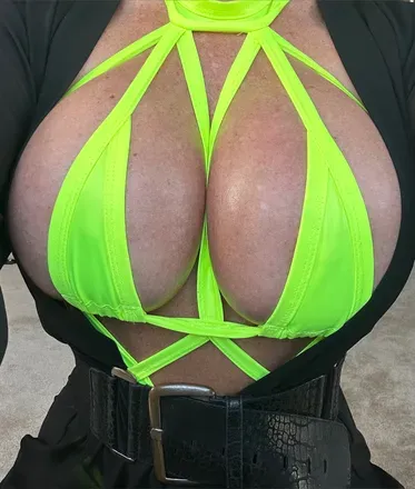 OnlyFans account  seximadison avatar 1