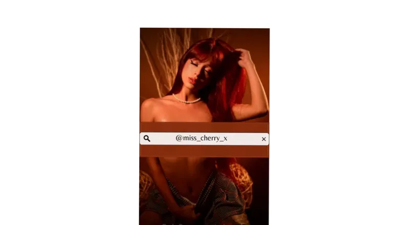 OnlyFans cuenta miss_cherry_x header 2