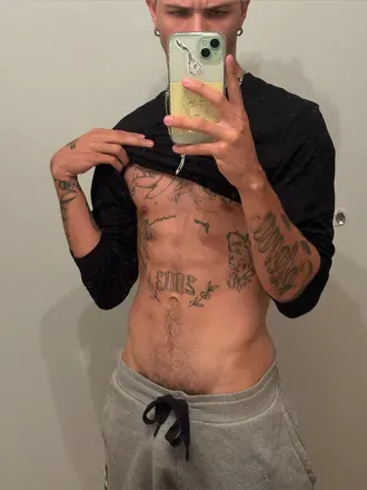OnlyFans cuenta kikari avatar 1