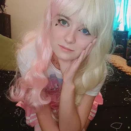 OnlyFans account  lady_redacted avatar 1