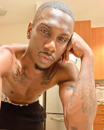 OnlyFans cuenta choc0lateprinc3 header 2